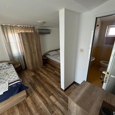 Къща За Гости Перфекто Csernomorec Kültér fotó